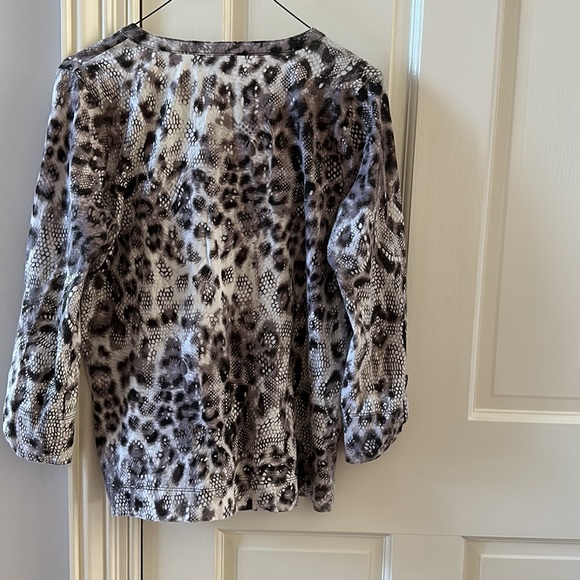 Last chance. Lot of (3) Tops - Picture 3 of 9